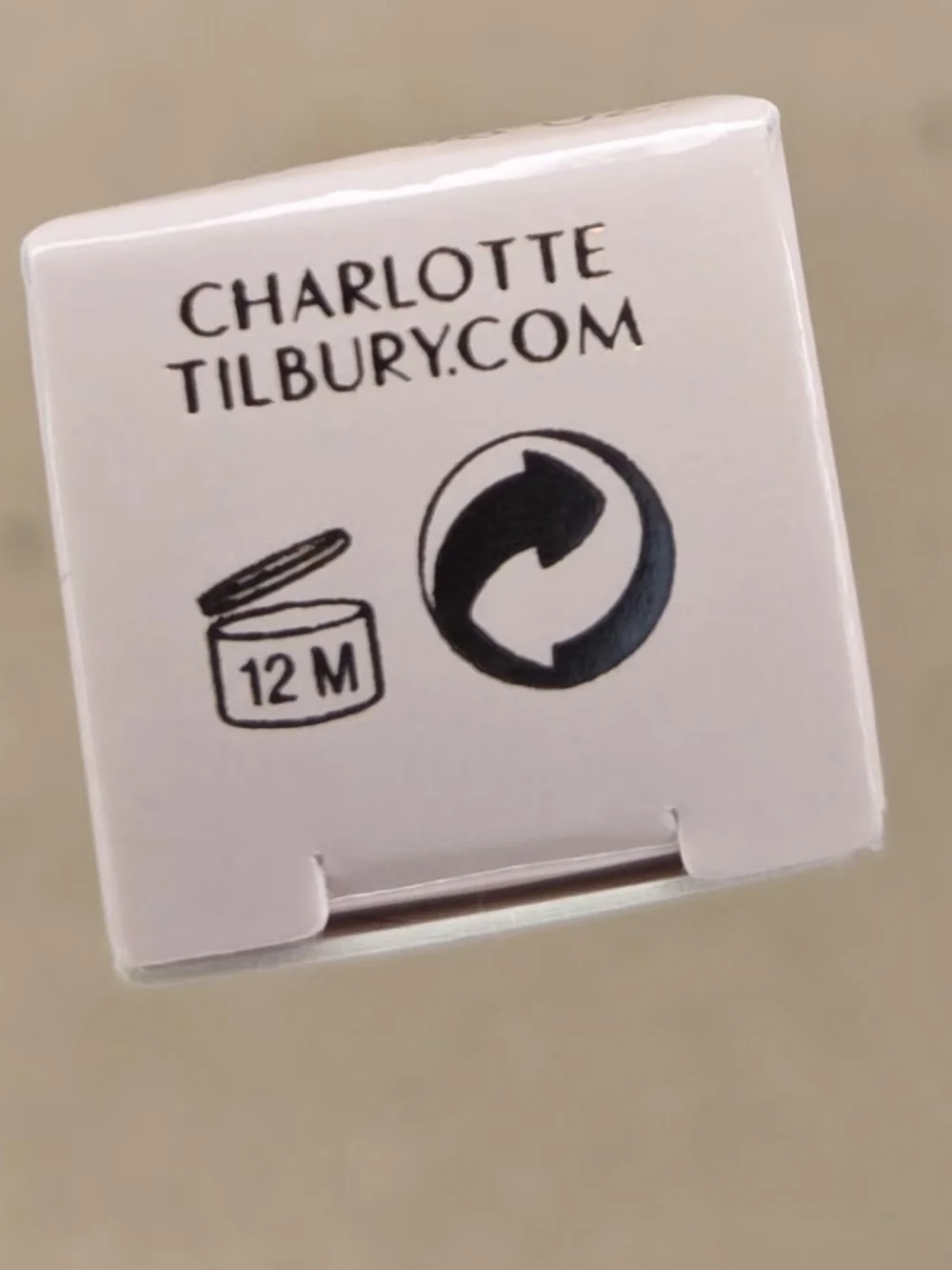Charlotte Tilbury Hyaluronic Happikiss Colour Balm - Passion Kiss - BNIB